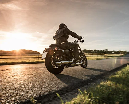 Tips for Getting Back on Your Motorcycle After a Drop