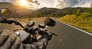 Key Considerations for Choosing Motorcycle Gloves and Boots