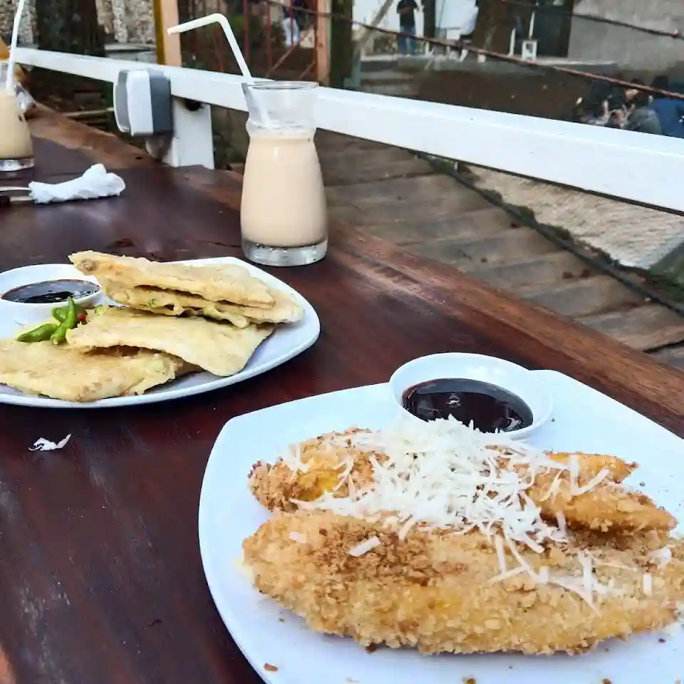 Makanan Warung Kopi Gunung Cikole