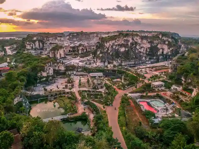 Pemandangan Wisata Sekapuk Gresik