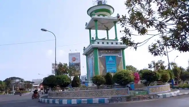 Travel Semarang Madiun