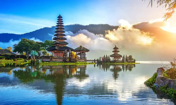 Travel Bandung Bali